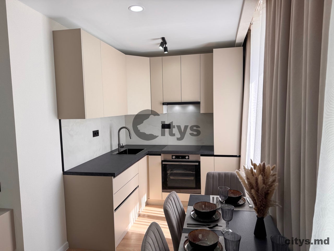 Apartament cu 2 camere, 60m², Botanica, Николае Титулеску photo 3