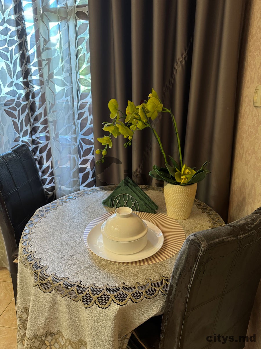 Chirie-Apartament cu 2 camere, 55m², bd. Cuza Vodă photo 4