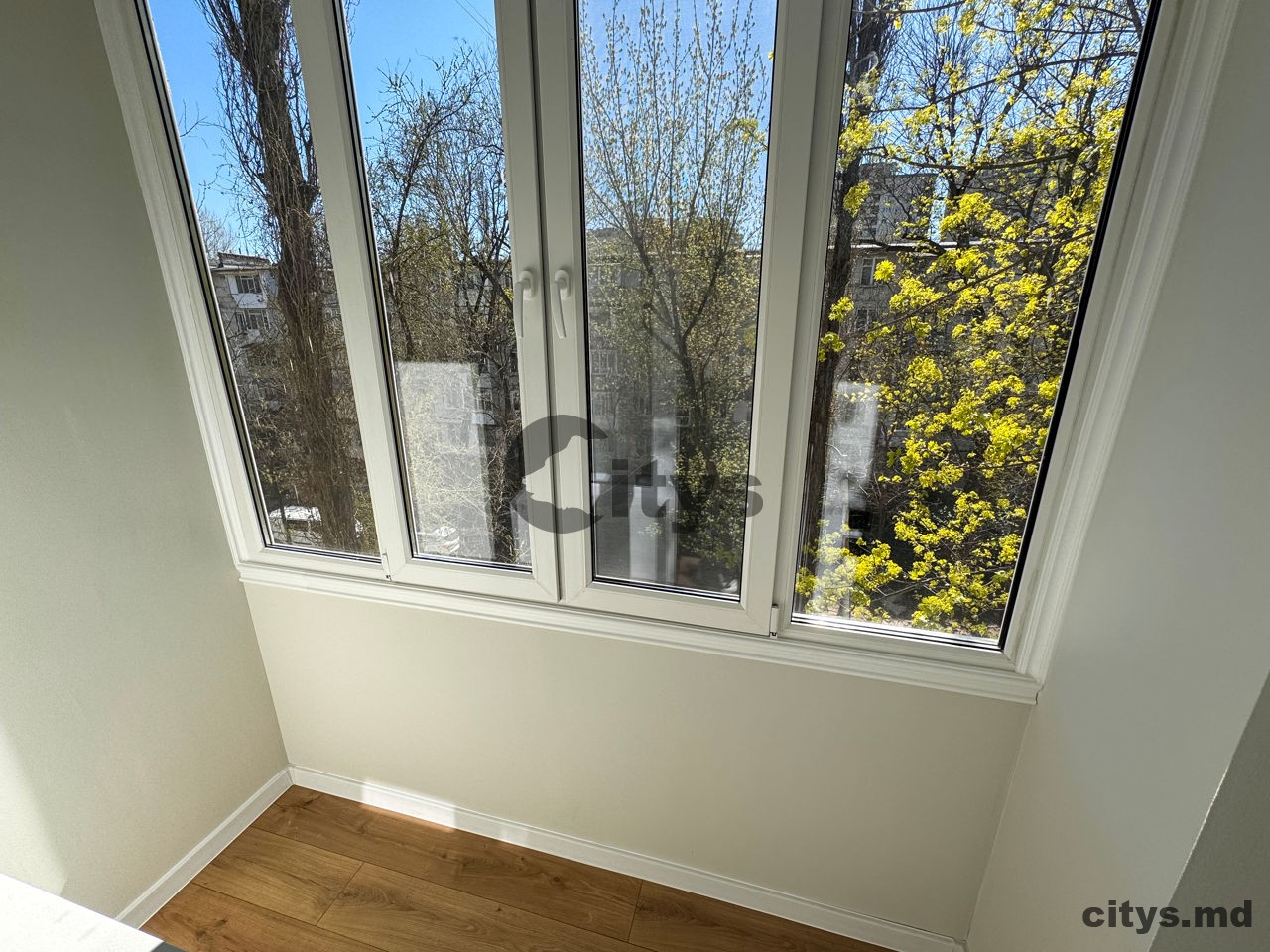 Apartament cu 2 camere, 60m², Botanica, Николае Титулеску photo 8