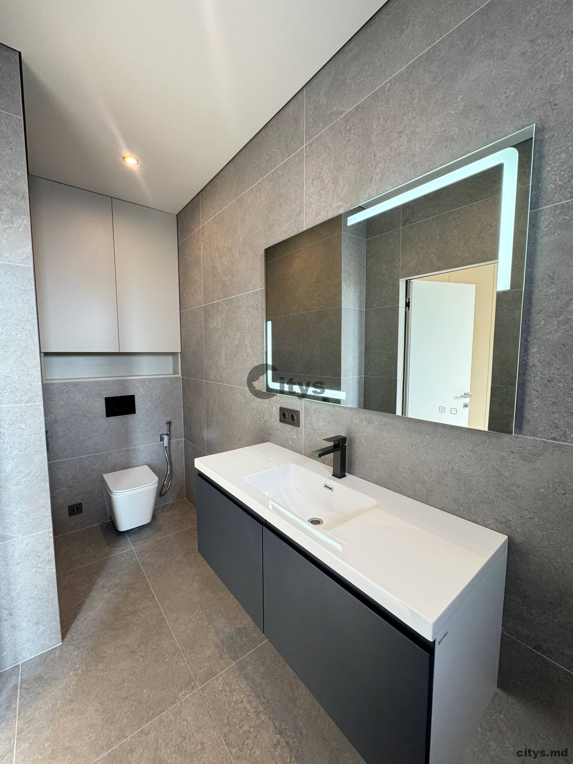 Apartament cu 2 camere, 140m², Str Ialoveni photo 13 - citys.md Apartament cu 2 camere, 140m², Str Ialoveni photo 12