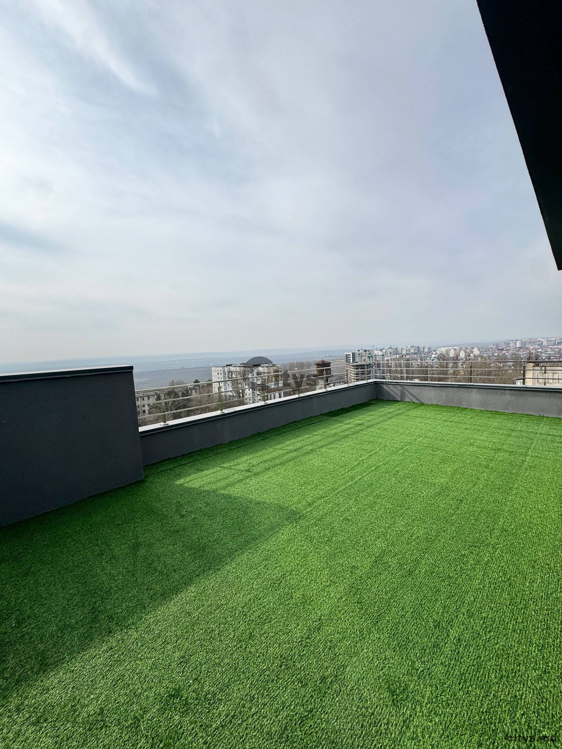 Apartament cu 2 camere, 140m², Str Ialoveni photo 2 - citys.md Apartament cu 2 camere, 140m², Str Ialoveni photo 1