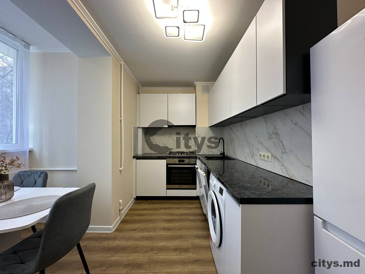 Apartament cu 2 camere, 50m², Bogdan Voevod photo 2