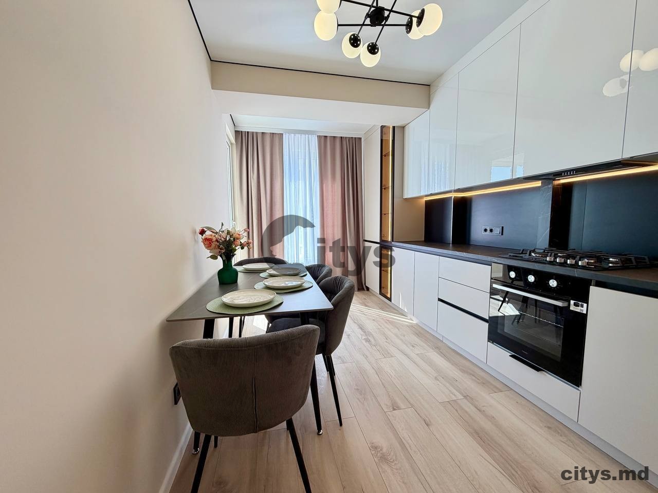 Apartament cu 2 camere, 70m², Burebista photo 12 - citys.md Apartament cu 2 camere, 70m², Burebista photo 11