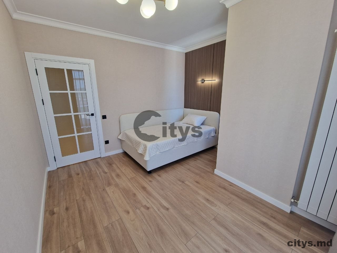 Apartament cu 3 camere, 113m², 1Mai photo 4