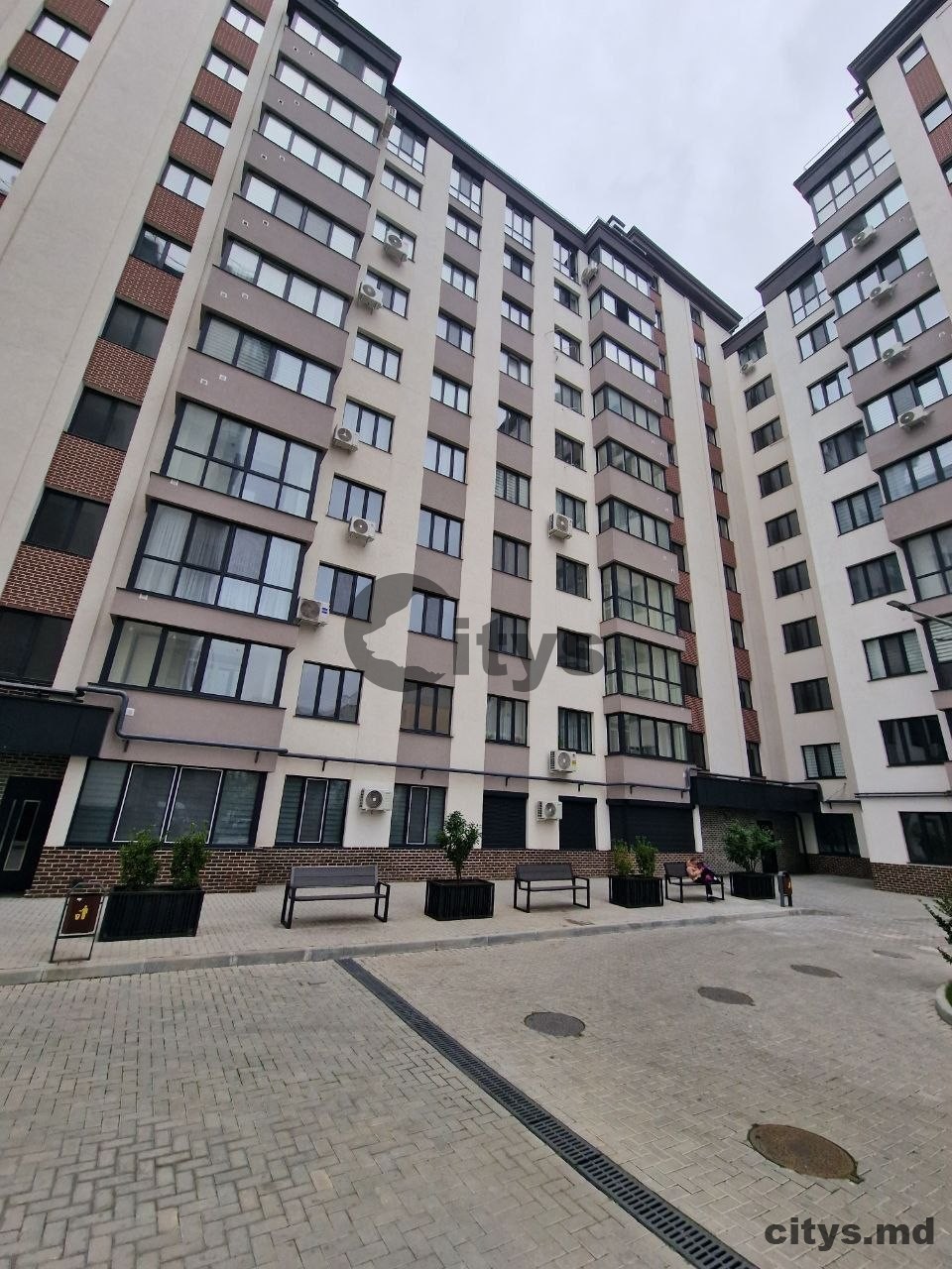 Apartament cu 3 camere, 113m², 1Mai photo 11