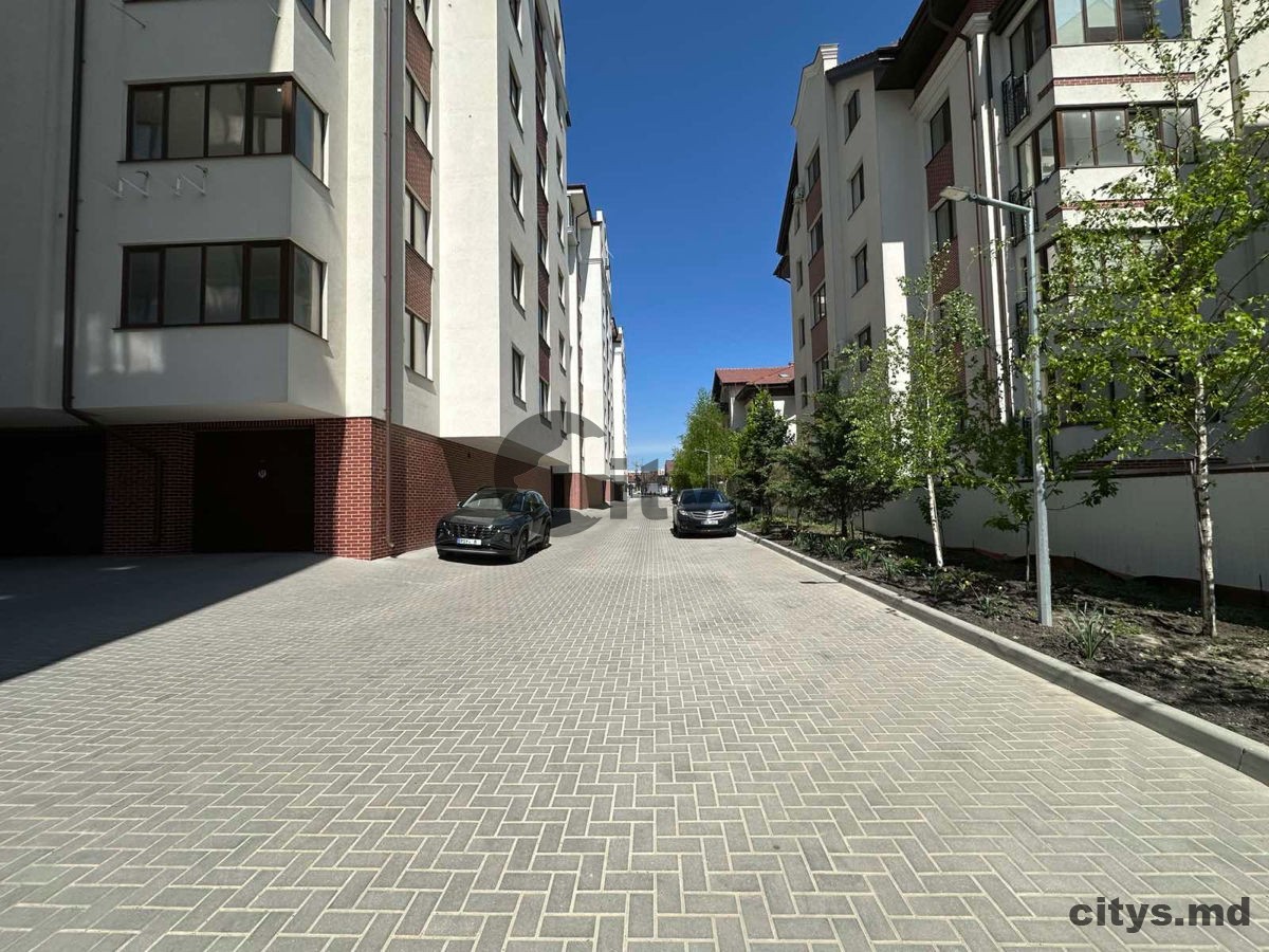 Apartament cu 2 camere, 75m², Durlești.str. Regele Carol photo 0