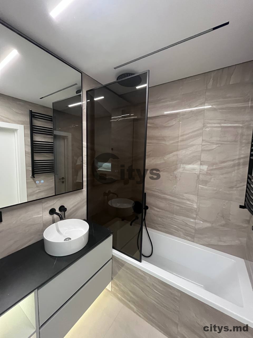 Apartament cu 2 camere, 76m², Buucani, Василе Лупу 7758 photo 4