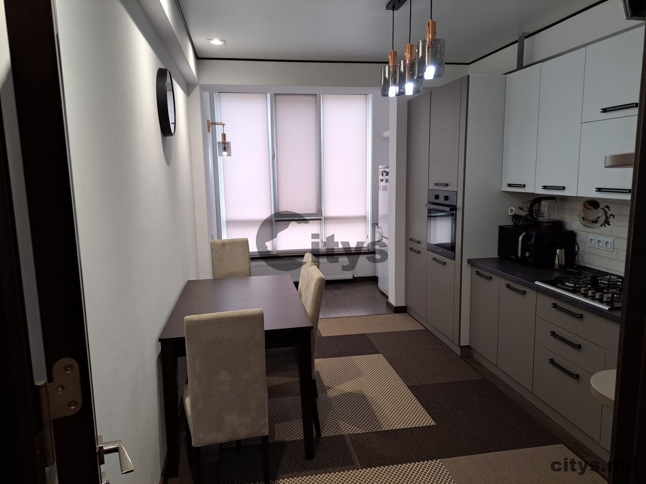 Chirie-2-х комнатная квартира, 79м², str. Sprîncenoaia photo 0