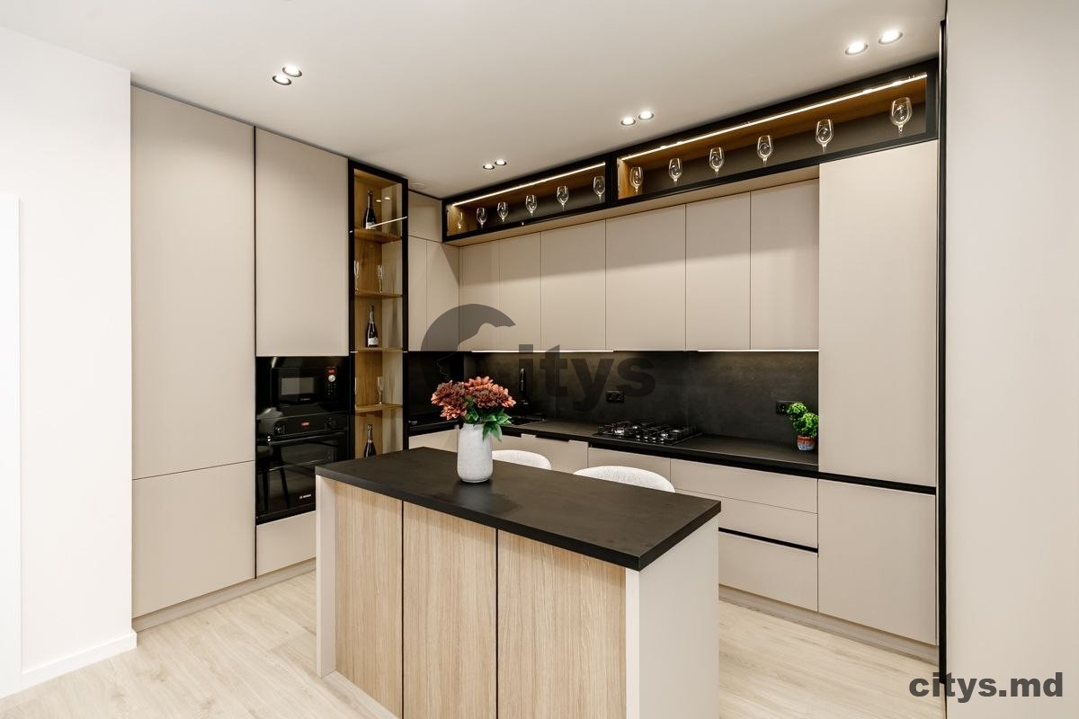 3-х комнатная квартира, 106м², V.Lupu photo 0