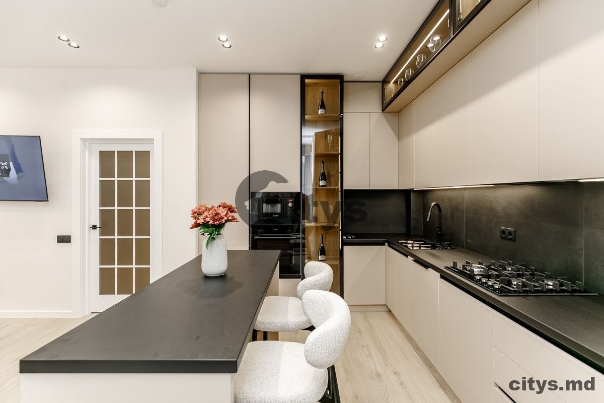 3-х комнатная квартира, 106м², V.Lupu photo 1