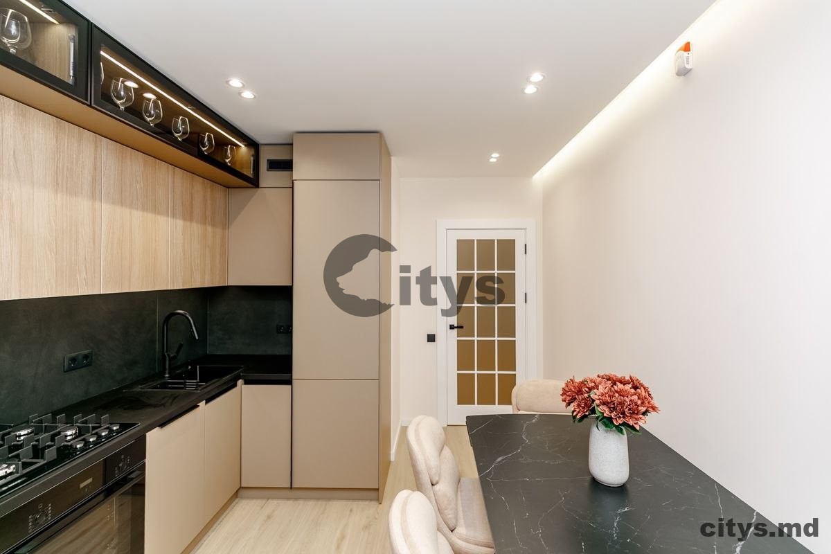 Apartament cu 2 camere, 70m², V.Lupu photo 1