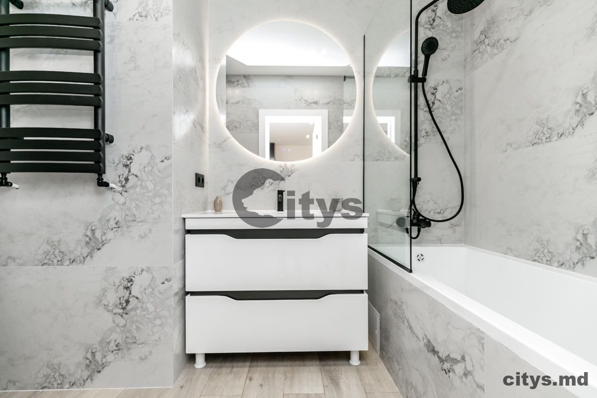 Apartament cu 2 camere, 70m², V.Lupu photo 11