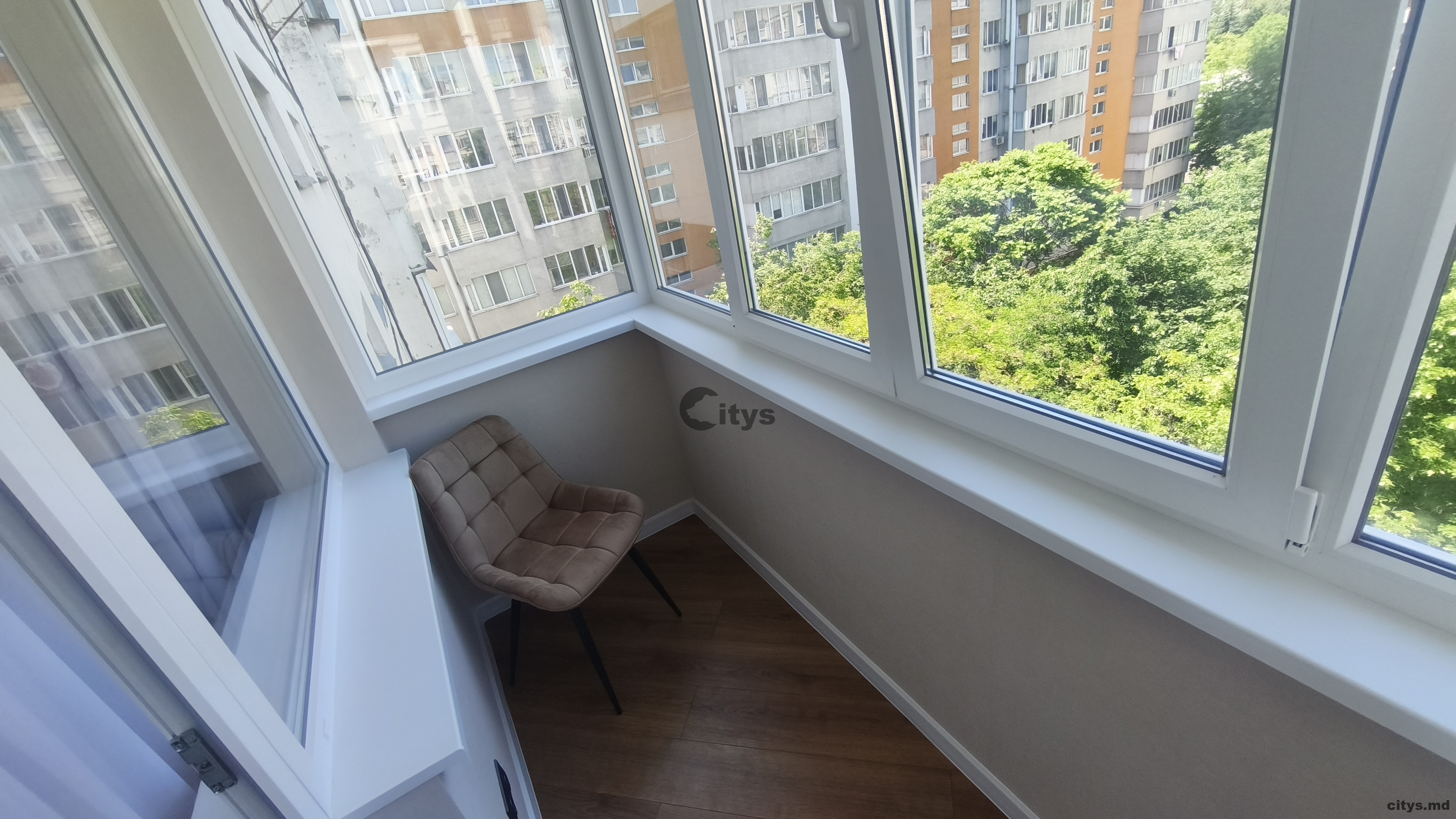 Apartament cu 3 camere, 64m², P.Zadnipru photo 4