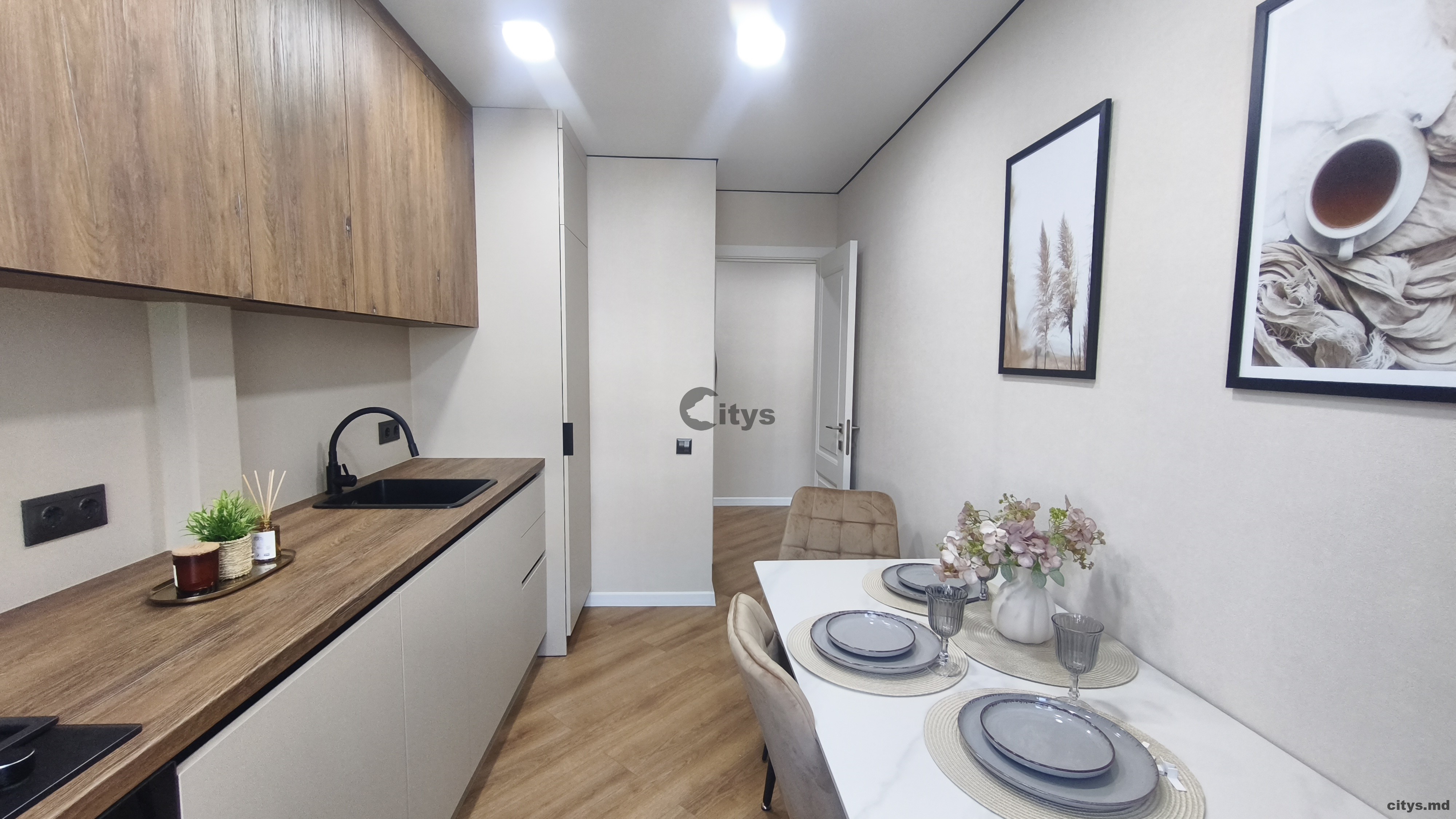 Apartament cu 3 camere, 64m², P.Zadnipru photo 1