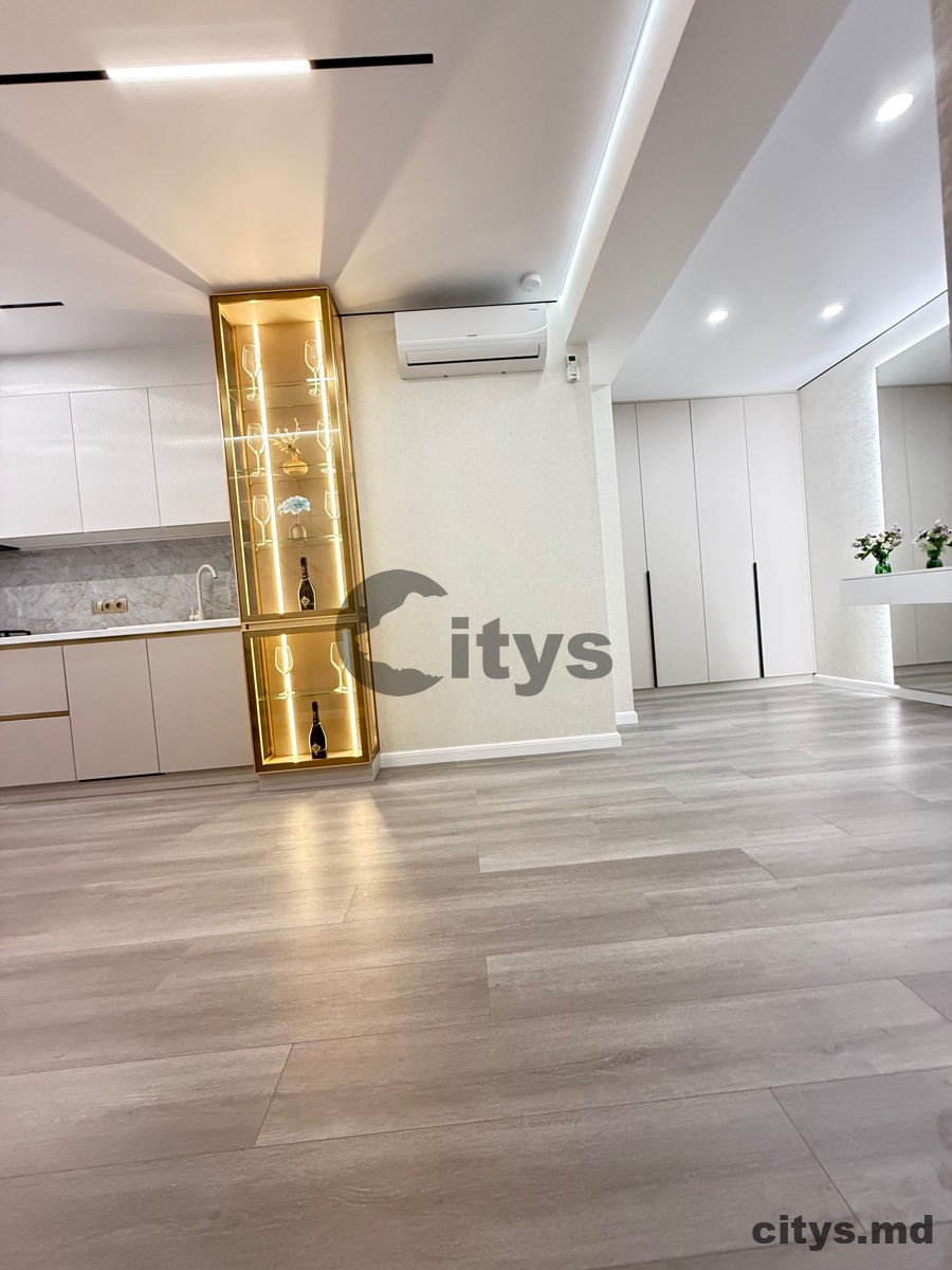 Apartament cu 2 camere, Ciocana 70m², bd. Mircea cel Bătrân photo 3
