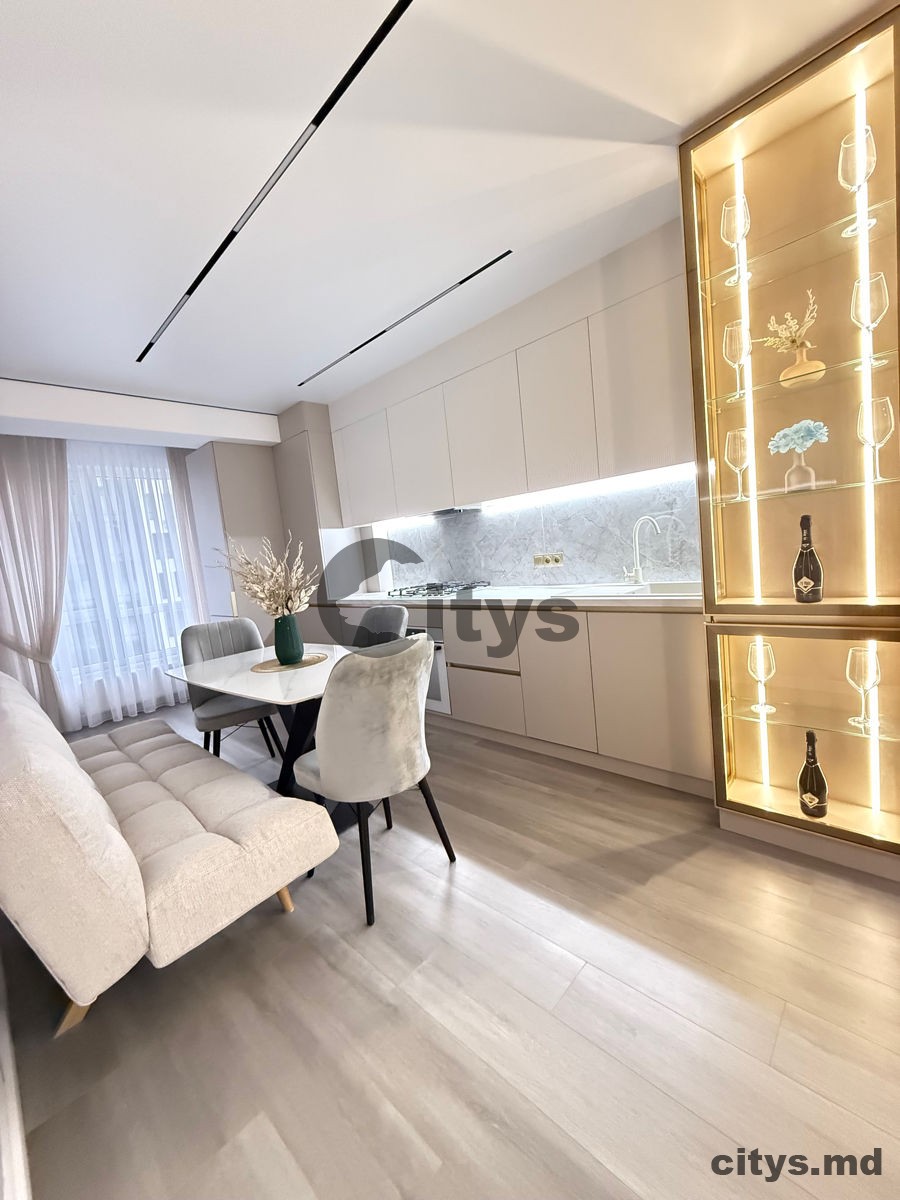 Apartament cu 2 camere, Ciocana 70m², bd. Mircea cel Bătrân photo 1