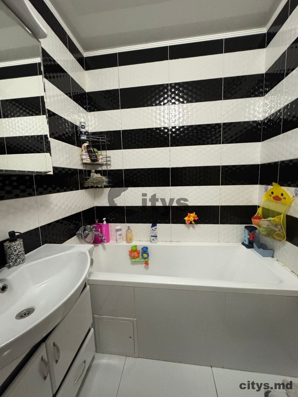 Apartament cu 2 camere, Botanica 60m², str. Așhabad photo 8 - citys.md Apartament cu 2 camere, Botanica 60m², str. Așhabad photo 7