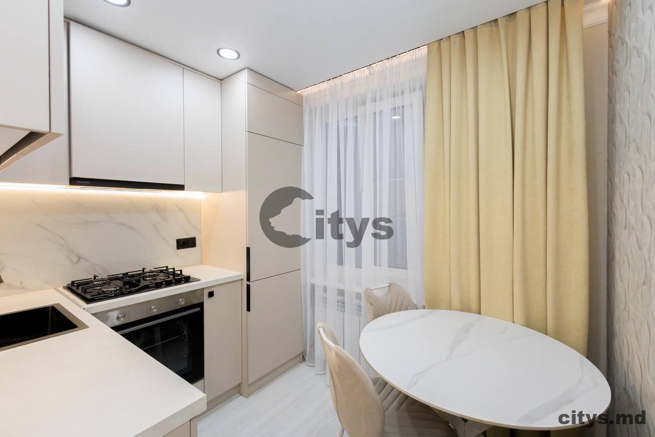 Apartament cu 2 camere, 45m², Kiev photo 0