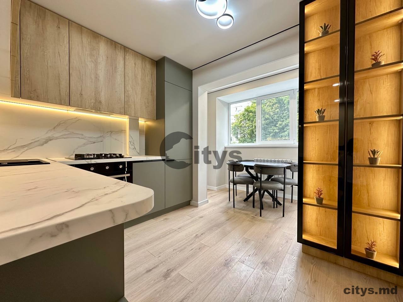 Apartament cu 3 camere, 80m², A.Russo photo 0
