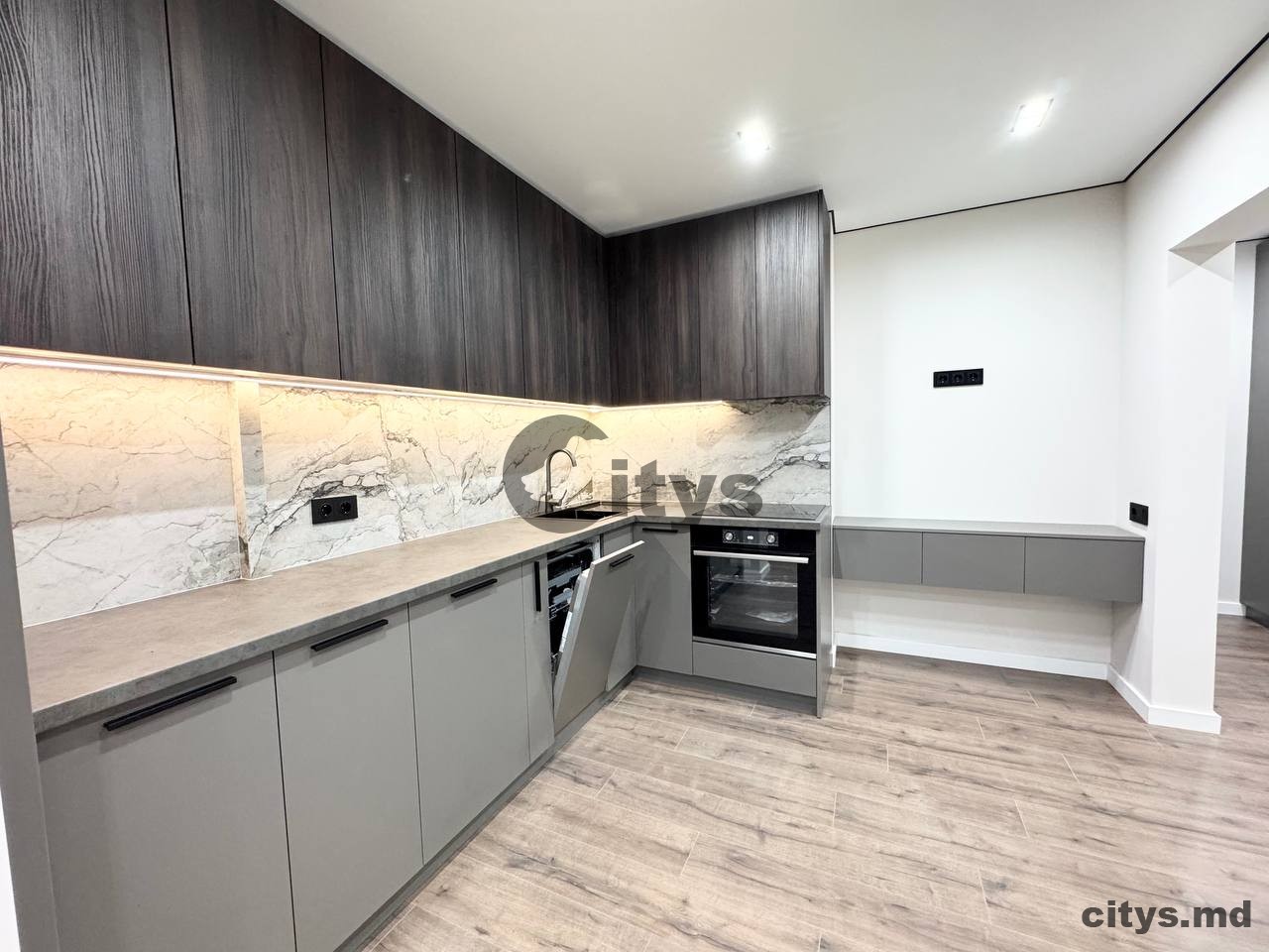 Apartament cu 3 camere, 85m², M.Spataru photo 0