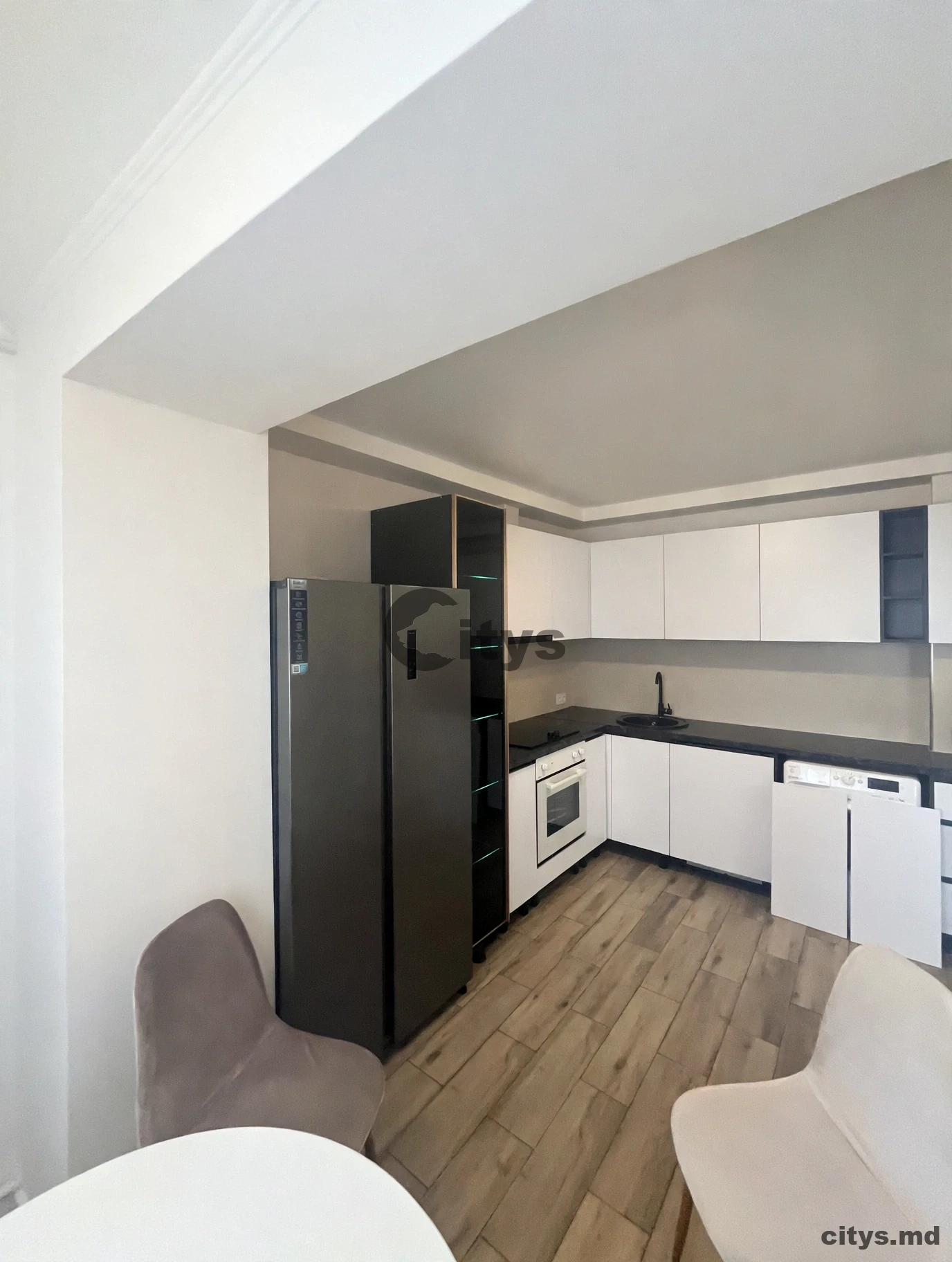 Apartament cu 3 camere, Riscani 76m², Московский пр-т photo 4
