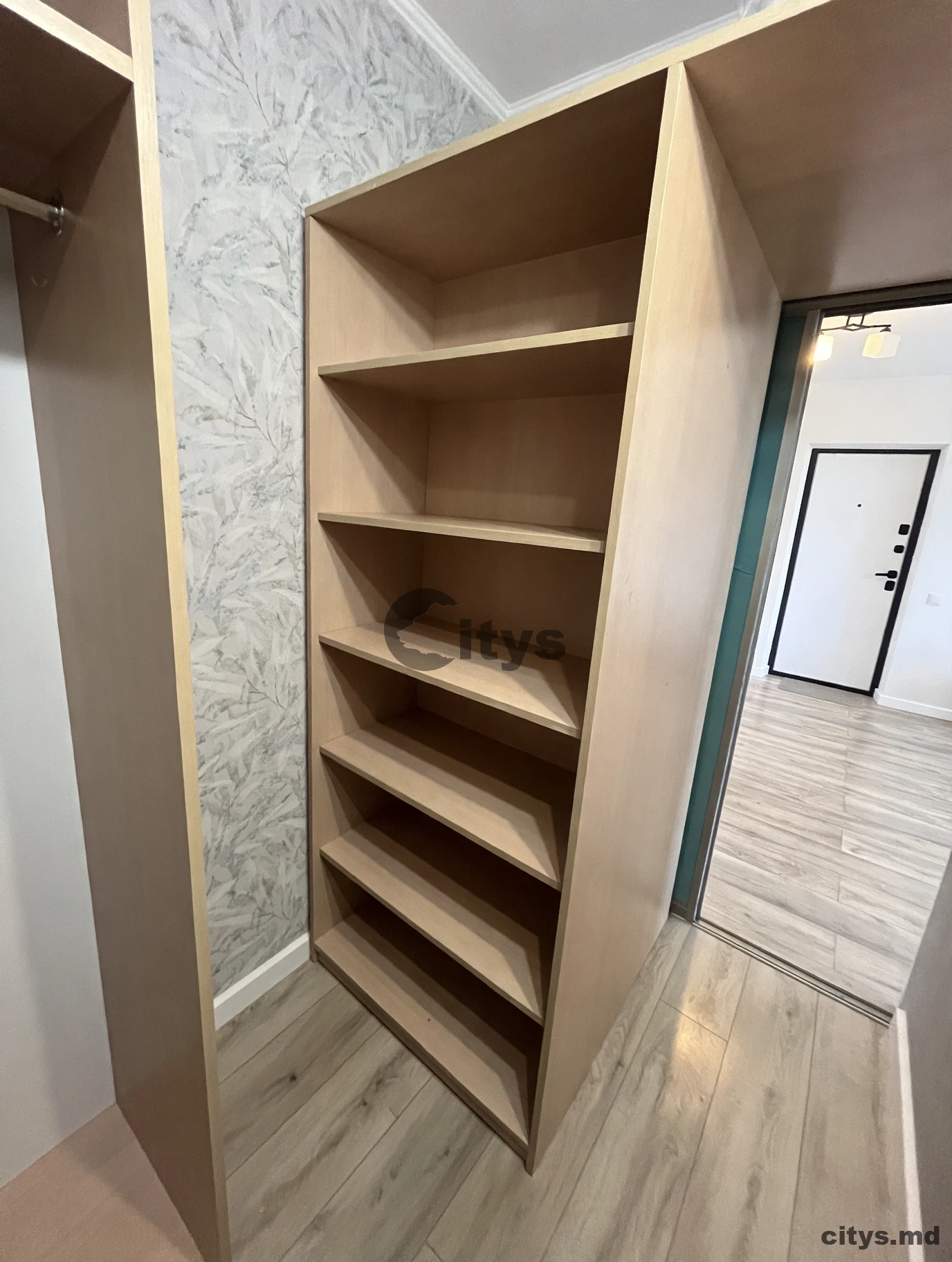 Apartament cu 3 camere, Riscani 76m², Московский пр-т photo 1
