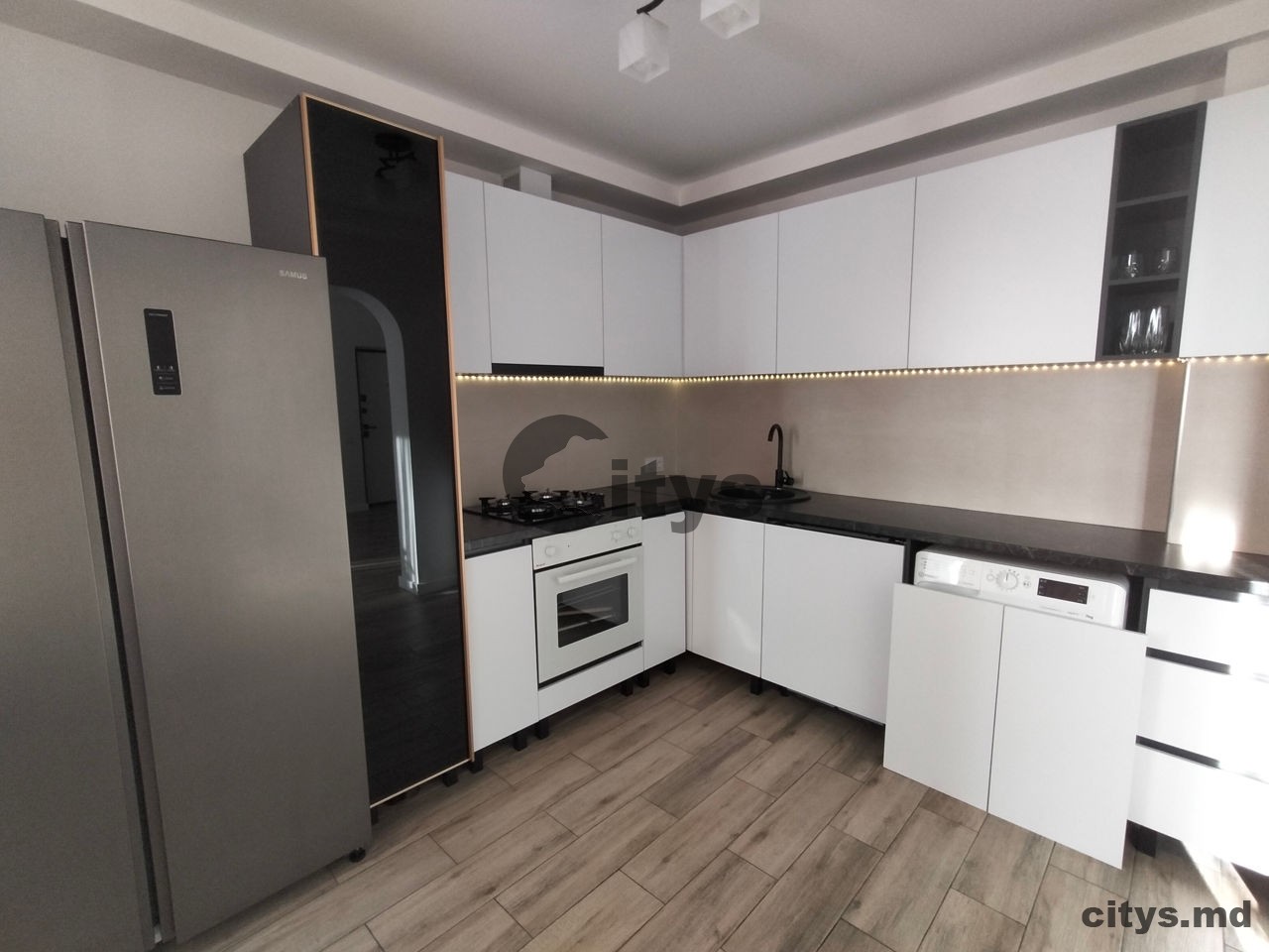 Apartament cu 3 camere, Riscani 76m², Московский пр-т photo 5
