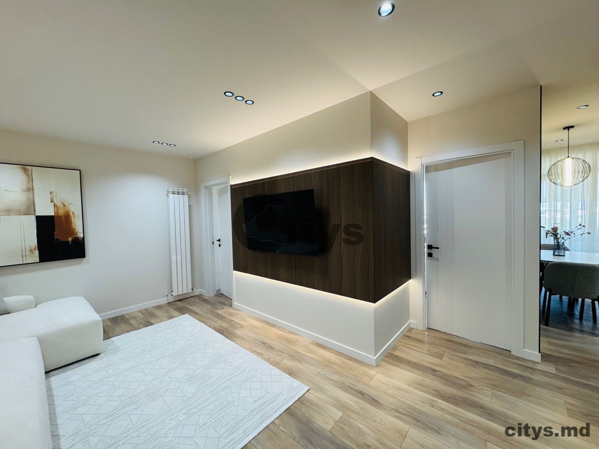 Apartament cu 2 camere, Buiucani 69m², str. Vasile Lupu photo 10