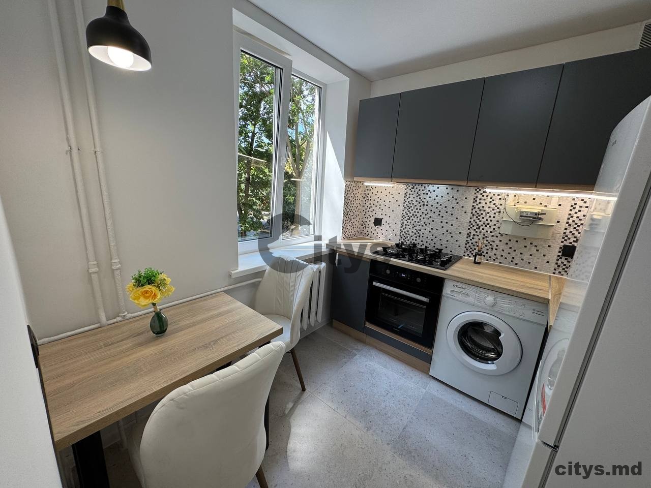 Apartament cu 2 camere, 45m², pandurilor photo 3