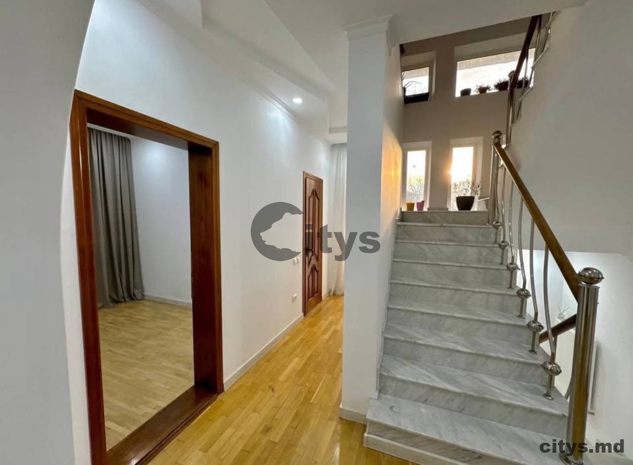 Casă cu 3 nivele, 290m², CETATEA ALBA photo 4