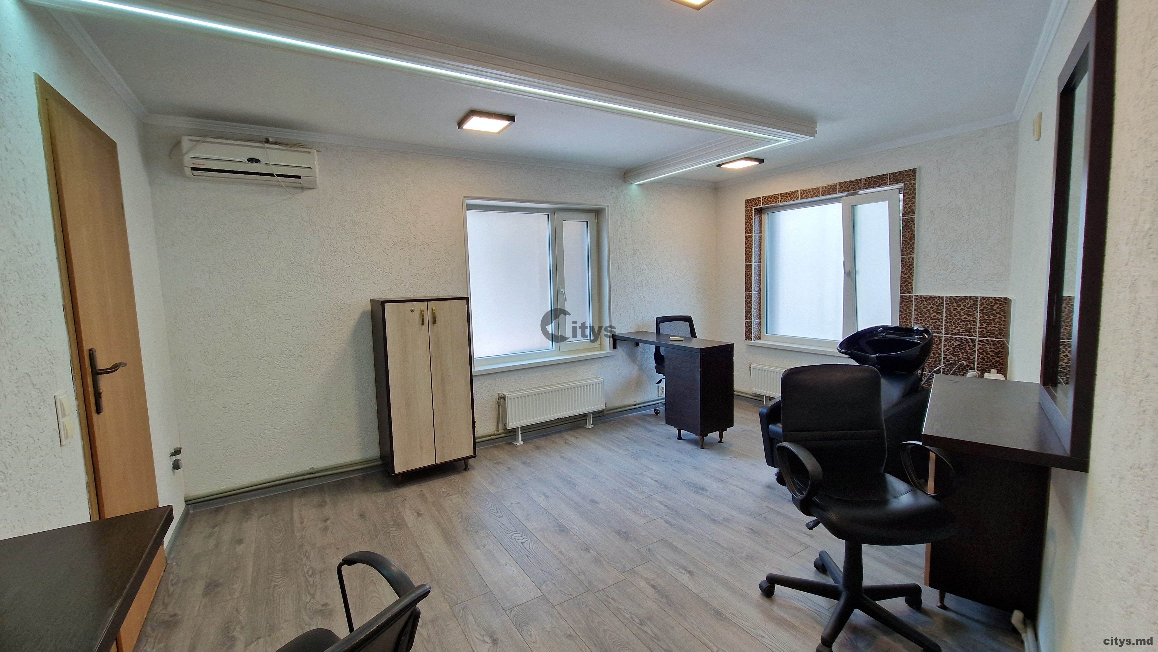Универсальное, 20м², Ул.Киевская photo 1