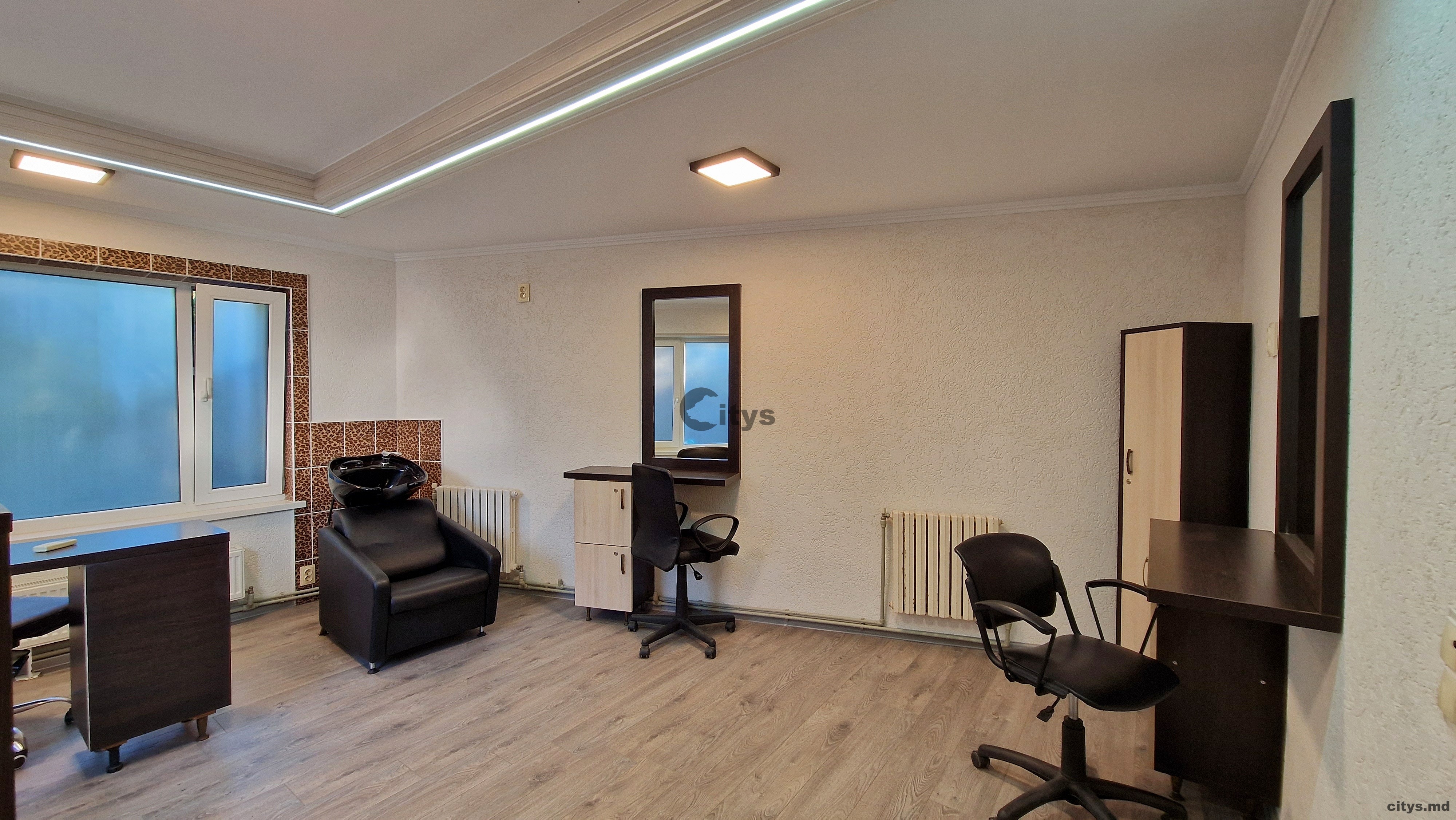 Универсальное, 20м², Ул.Киевская photo 0