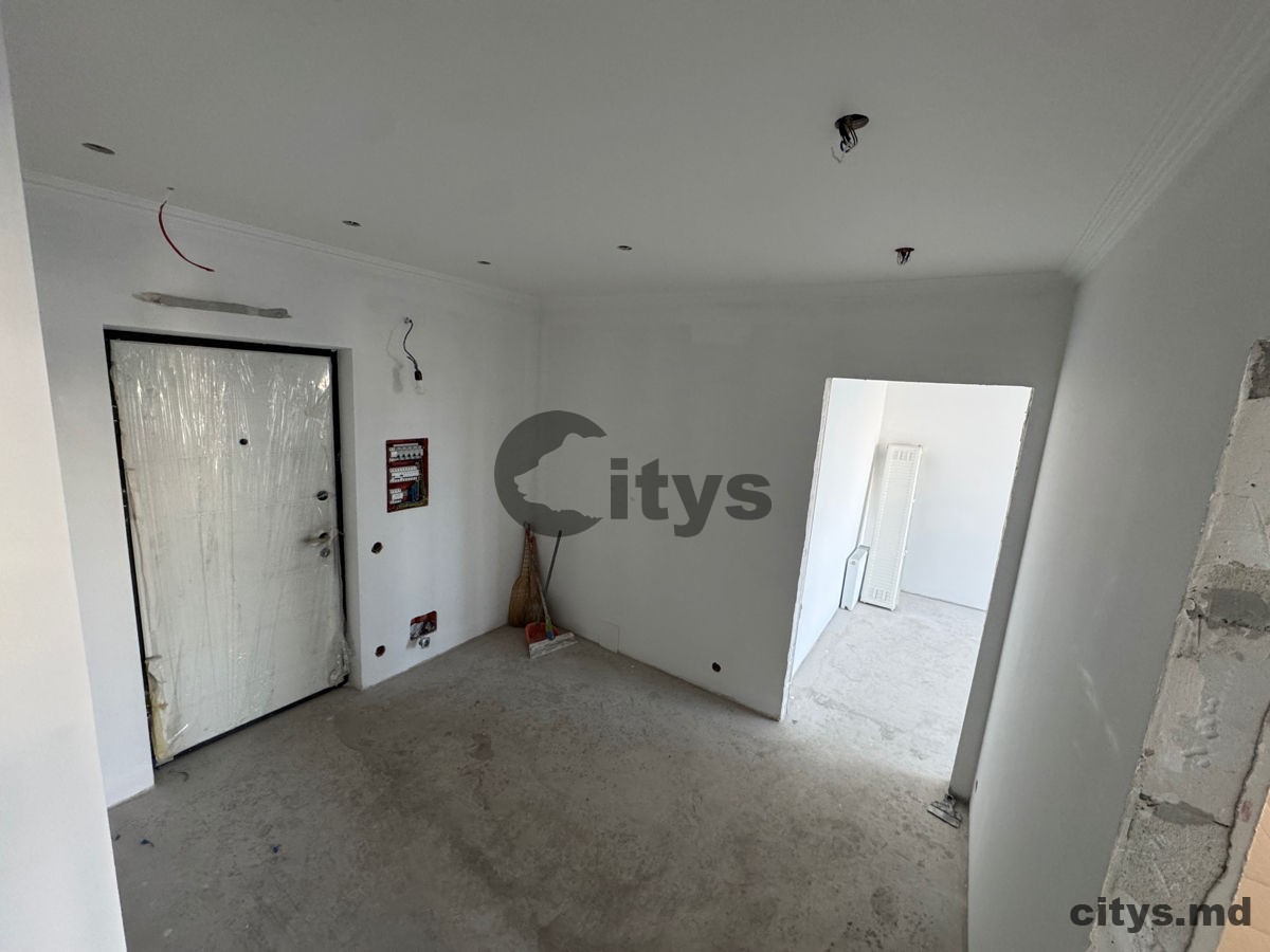 Apartament cu 2 camere, Riscani 53m², bd. Renașterii Naționale photo 3