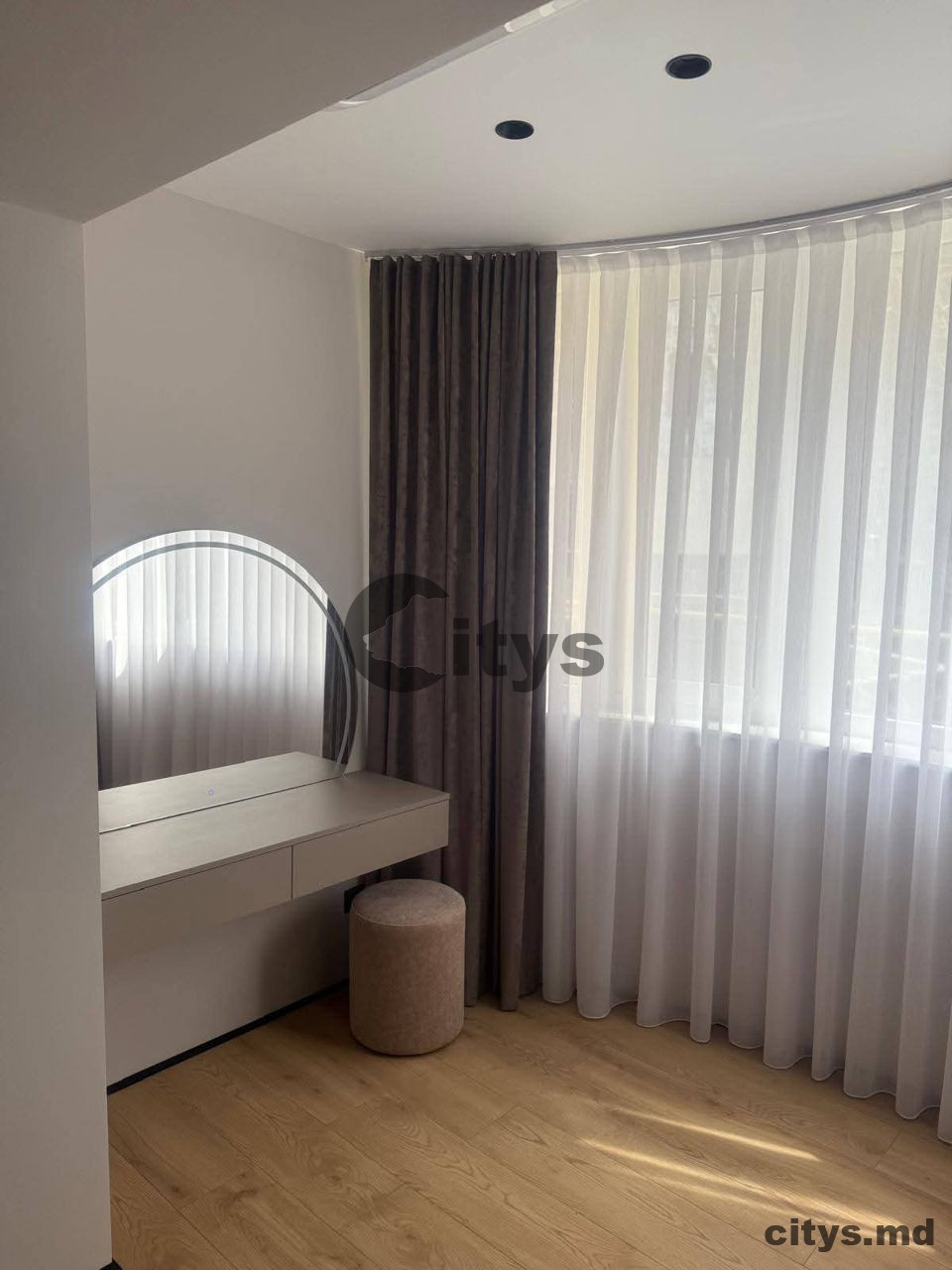 chirie-2-х комнатная квартира, Riscani 94м², str. Bogdan Voievod photo 6 - citys.md chirie-2-х комнатная квартира, Riscani 94м², str. Bogdan Voievod photo 5
