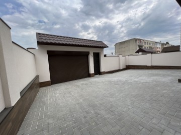 Casă cu 2 nivele, 200m², str-la 2 Tudor Vladimirescu photo