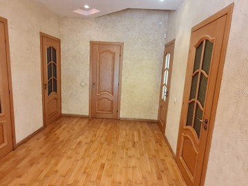 Chirie-Casă cu 2 nivele, 300m², Chisinau, Telecentru, str.Gheorghe Malarciuc photo