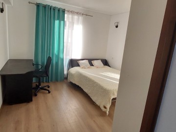 Apartament cu 2 camere, 46m², Chisinau, Posta Veche, str. Magda Isanos photo