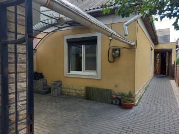 Chirie-Дом с 2 уровнями, 100м², Chișinău, Poșta Veche, str. Timișoara photo