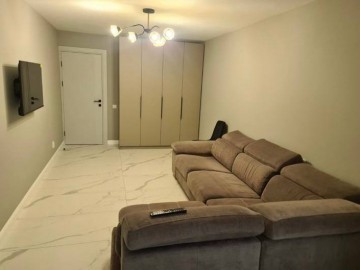 Chirie-apartament cu 3 camere, 90m², Бульвар Траян photo