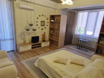 Chirie-1 комнатная квартира, 47м², Chișinău, Telecentru, str. Ciocârliei photo