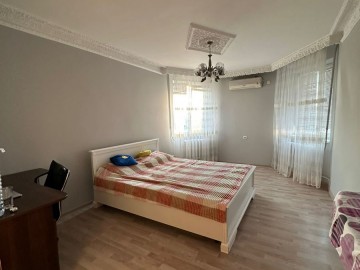 Chirie-Apartament cu 2 camere, 54m², Chișinău, Centru, str. Ismail photo