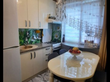 Apartament cu 2 camere, 50m², Chișinău, Botanica, bd. Traian photo