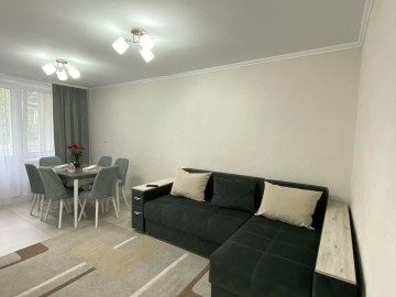 Chirie-Apartament cu 3 camere, 74m², Chișinău, Râșcani, str. Nicolae Dimo photo