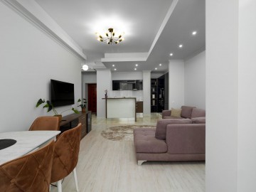 Chirie-Apartament cu 3 camere, 100m², Chișinău, Centru, str. Lev Tolstoii photo