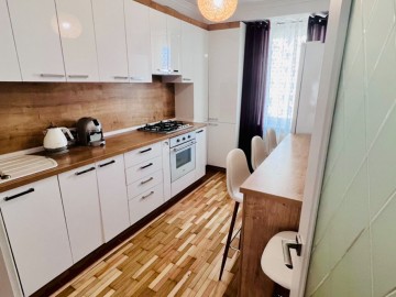 Chirie-3-х комнатная квартира, 73м², Chișinău, Centru, bd. Ştefan cel Mare şi Sfânt photo