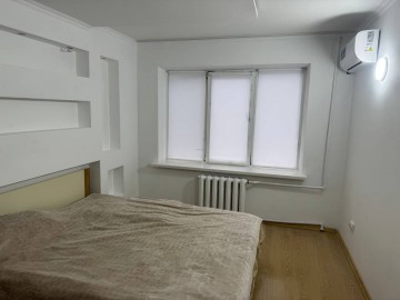 Apartament cu 2 camere, 50m², Chișinău, Ciocana, str. Petru Zadnipru 6102 photo