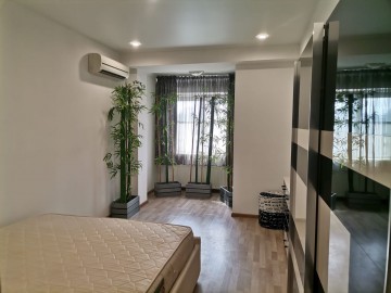 Apartament cu 4 camere, 90m², Ştefan cel Mare şi Sfânt photo