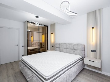Apartament cu 3 camere, 71m², Mircea cel bătrân photo