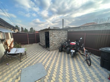 Apartament cu 3 camere, 110m², Petrodava photo