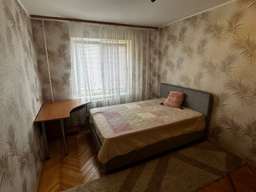 Chirie-Apartament cu 3 camere, 65m², str. Ginta Latină photo